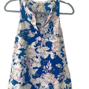 Beautiful Spring or Summer top.